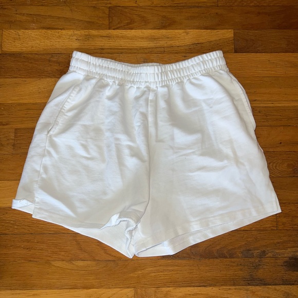 White sweatshorts - Picture 1 of 2